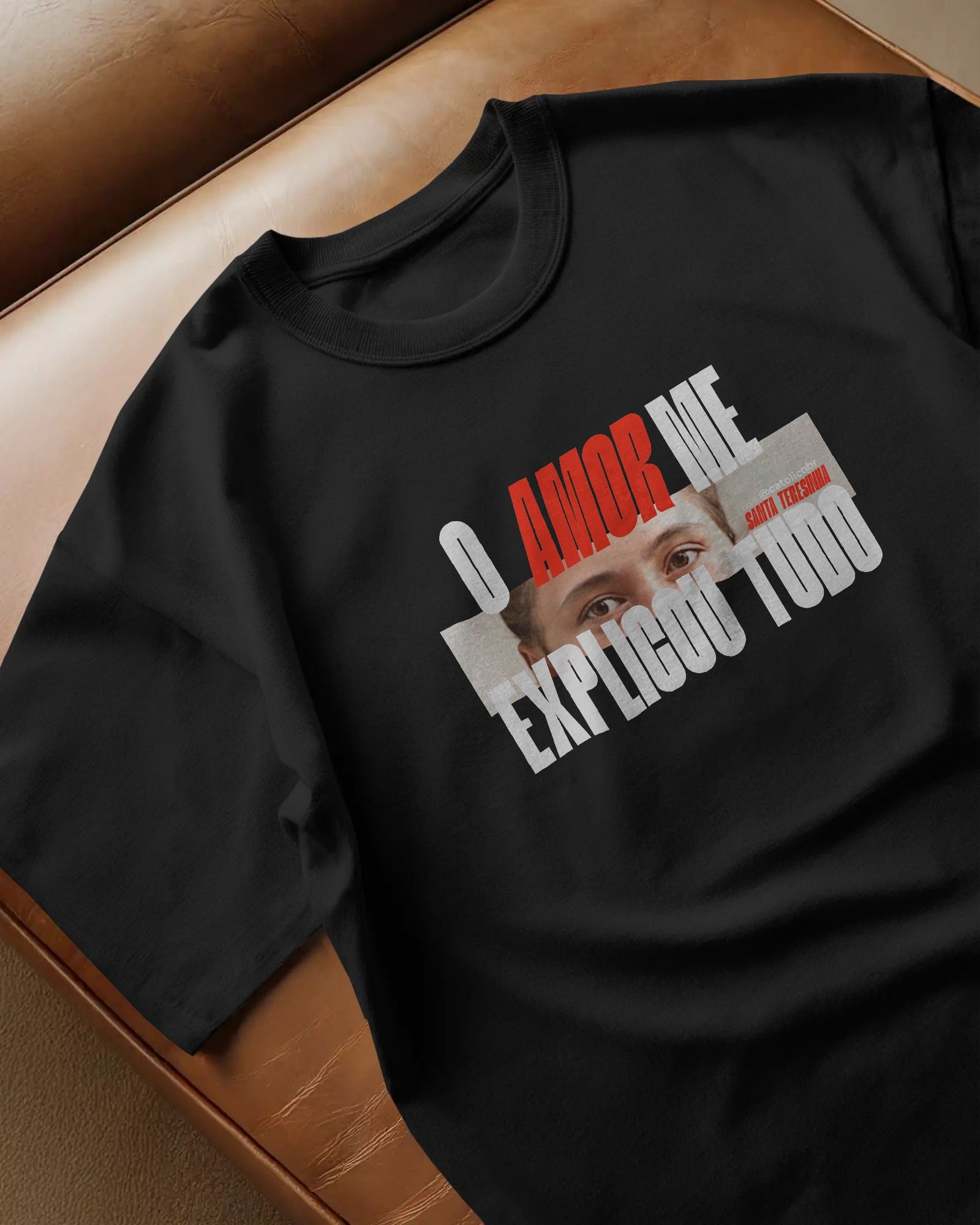 T-Shirt Santa Teresinha